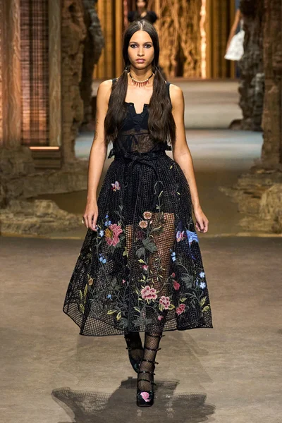 Look 73